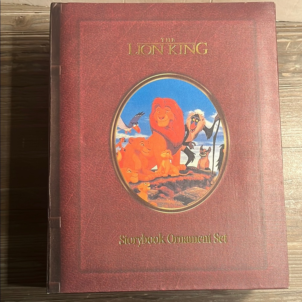 Disney The Lion King Storybook Ornament Set - Red and Gold